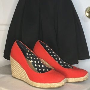 MERONA Wedge Platforms